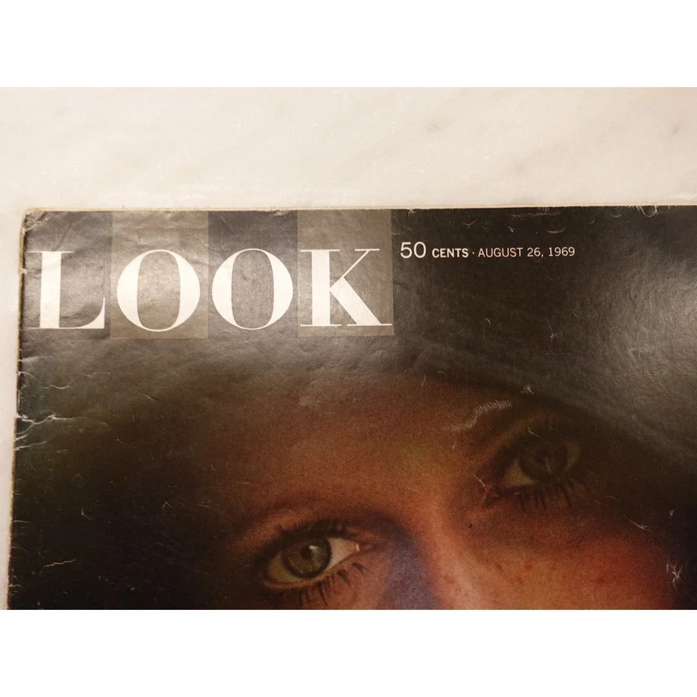LOOK MAGAZINE AUG 26 1969 Vol 33 #17 Mia Farrow Sinatra US‎ Military War JFK VTG